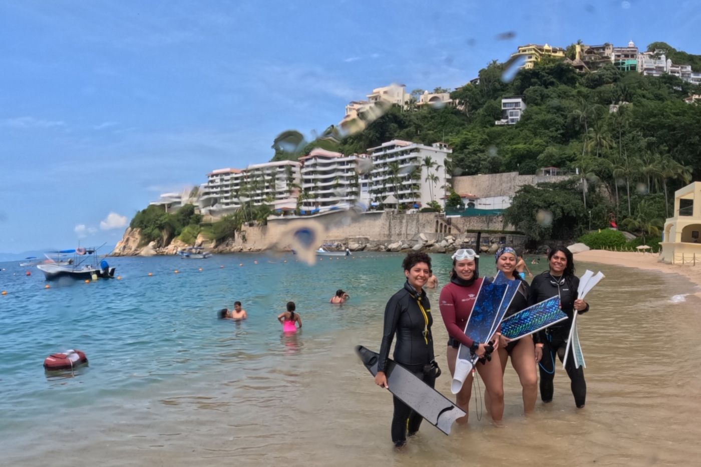 NEA freediving group on the beach after training